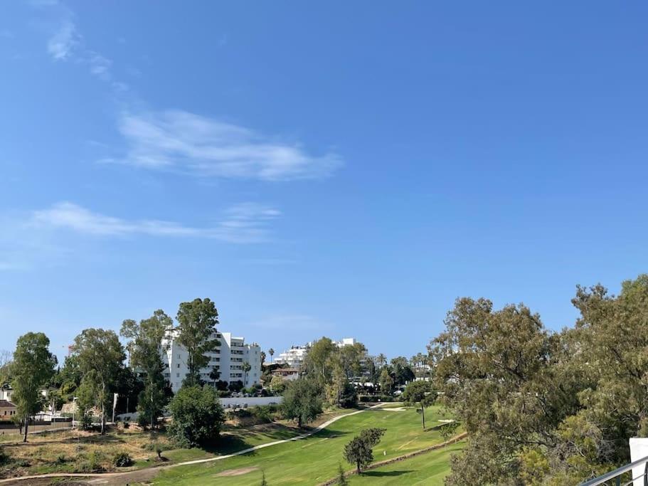 Appartamento Atico Duplex En Guadalmina